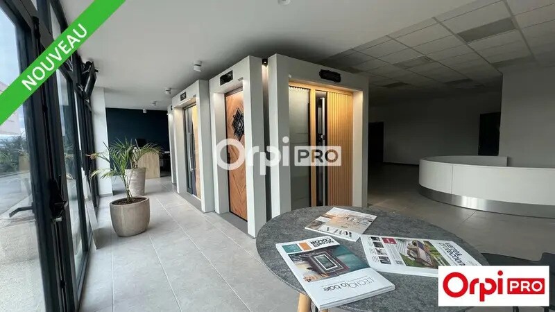 Bureau dans Bourg-lès-Valence à louer Hall d’entrée– Image 1 sur 5