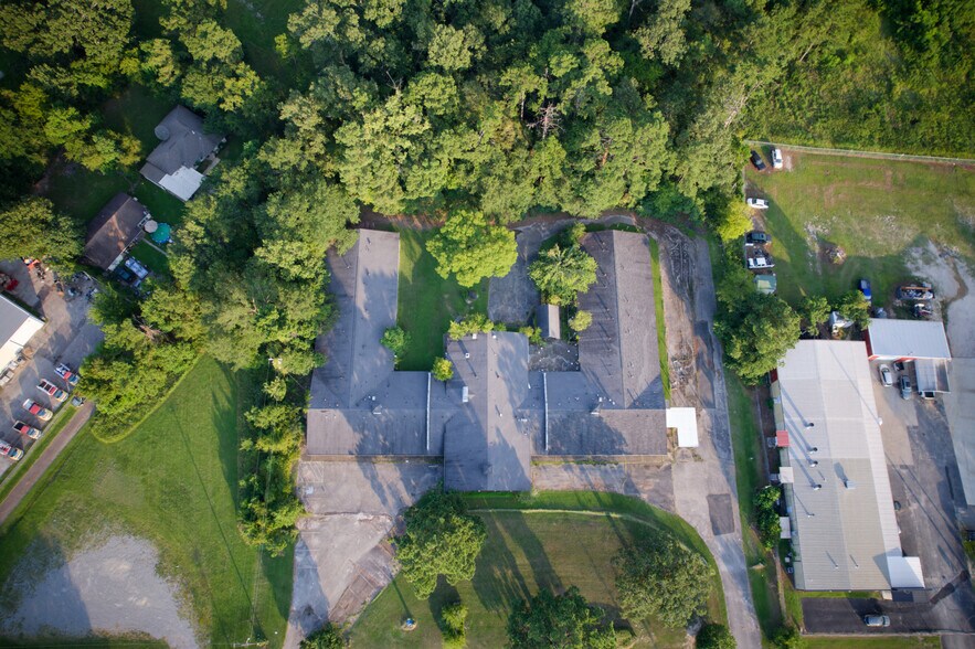 1712 N Timberland Dr, Lufkin, TX à vendre - Photo de l’immeuble – Image 2 sur 15