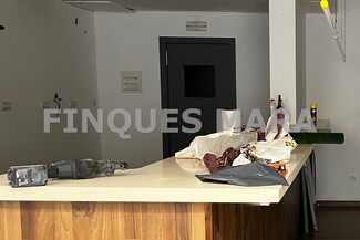 Plus de détails pour Local commercial à louer