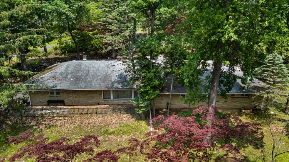 280 Eggerts Crossing Rd, Lawrence, NJ à vendre - Aérien – Image 2 sur 40