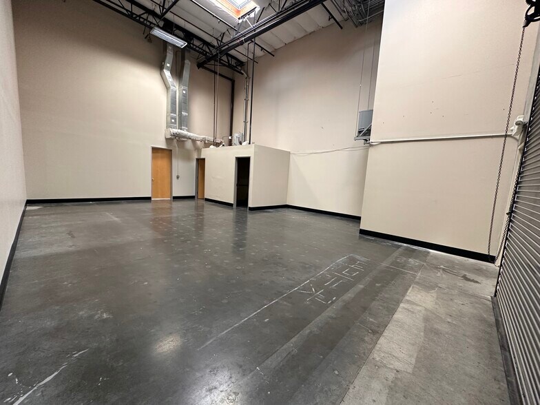425 Boulder Ct, Pleasanton, CA à vendre - Photo de l’immeuble – Image 2 sur 8