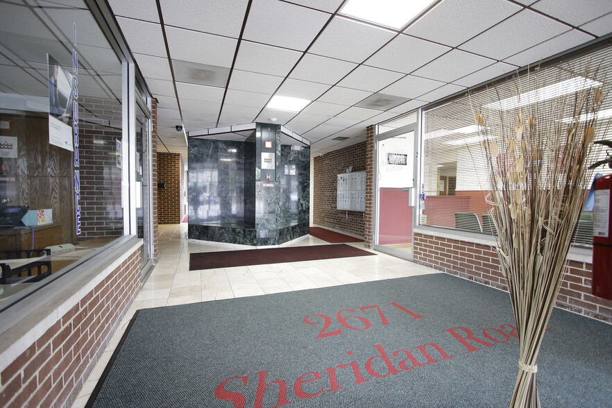 2671 Sheridan Rd, Zion, IL à louer - Photo intérieure – Image 2 sur 5