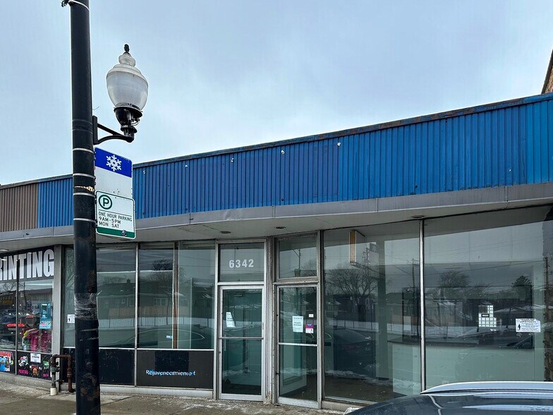 6338 S Pulaski Rd, Chicago, IL à louer - Photo de l’immeuble – Image 1 sur 20