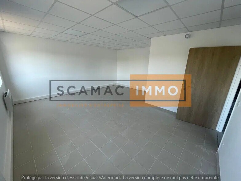 21 Avenue De La Gare, 77390 Yèbles, Yèbles à louer - Photo de l’immeuble – Image 3 sur 10
