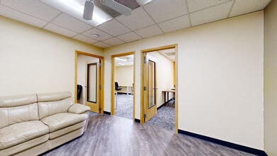1616 E Main St, Mesa, AZ à louer Numérisation 3D Matterport– Image 1 sur 7