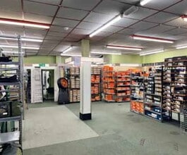 15-17 Market St, Eastleigh à louer Photo intérieure– Image 2 sur 2