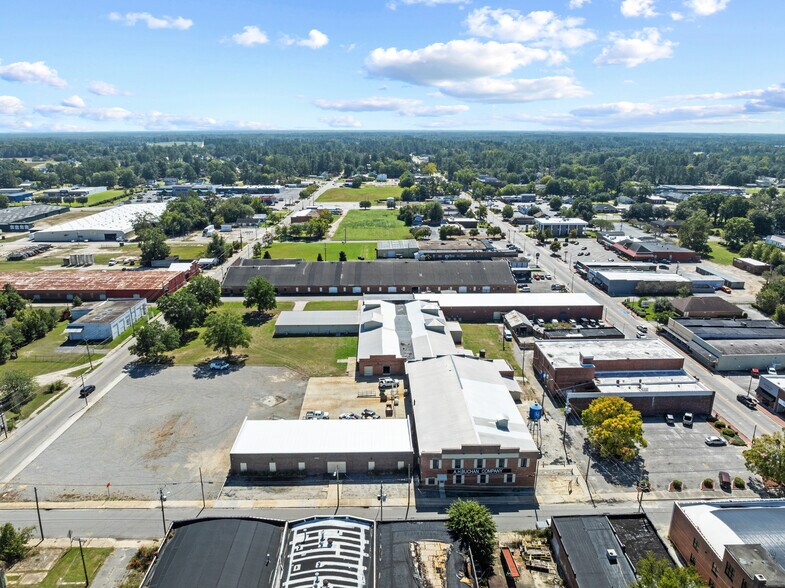 122 E Laurel St, Mullins, SC à vendre - Photo de l’immeuble – Image 3 sur 64