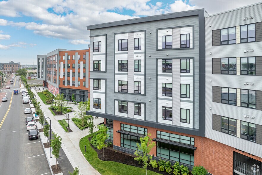 484 2nd St, Everett, MA à louer - Photo de l’immeuble – Image 2 sur 30