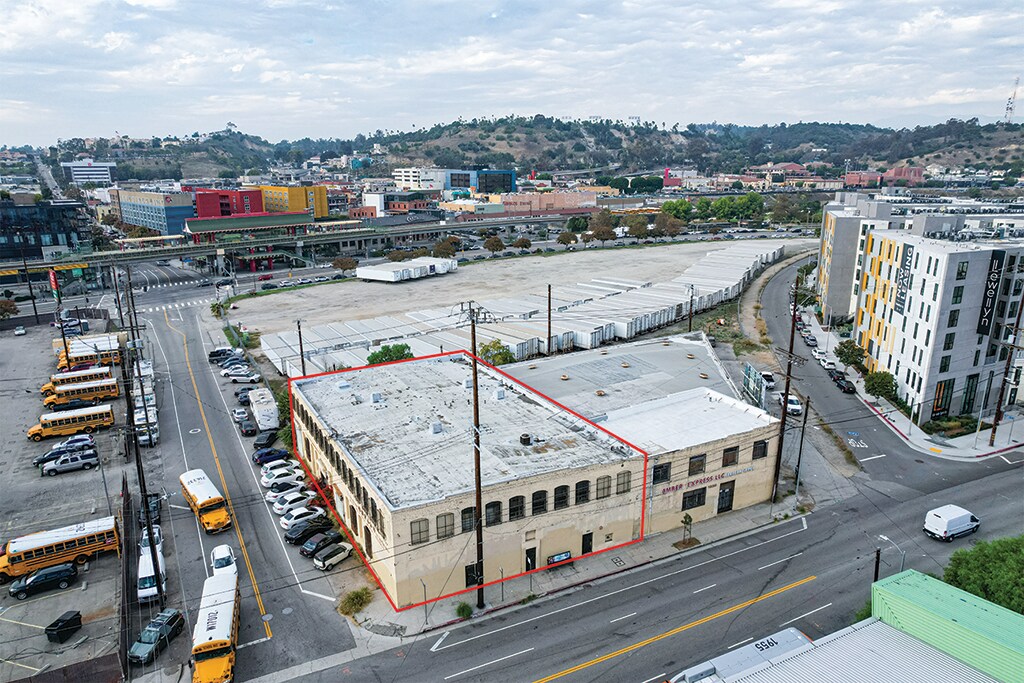 1007 N Main St, Los Angeles, CA à louer Photo de l’immeuble– Image 1 sur 19