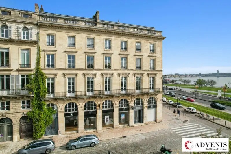 Bureau dans Bordeaux à louer Photo de l’immeuble– Image 1 sur 13