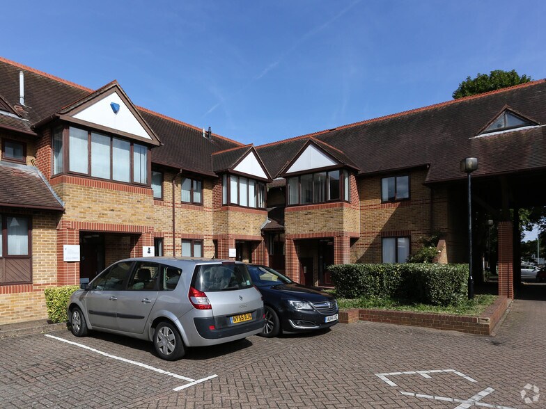 Armstrong Rd, Maidstone à vendre - Photo de l’immeuble – Image 3 sur 4