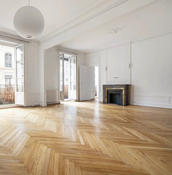 Bureau dans Paris à louer - Photo de l’immeuble – Image 1 sur 6