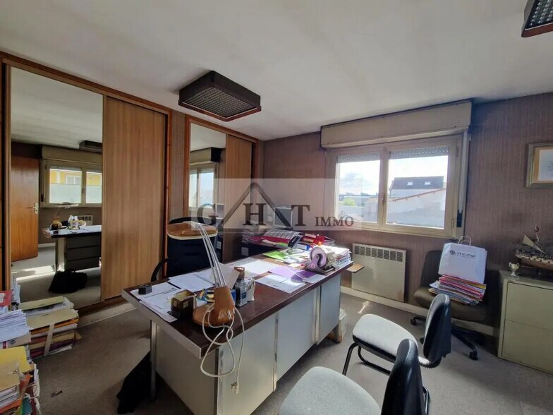 Industriel/Logistique dans Pierrefitte-sur-Seine à vendre - Photo de l’immeuble – Image 3 sur 7