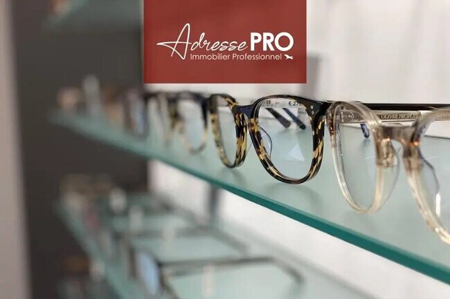 Plus de détails pour Local commercial à louer