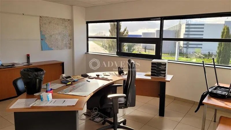 Local d’activités dans Sainte-Luce-sur-Loire à louer - Photo intérieure – Image 3 sur 12