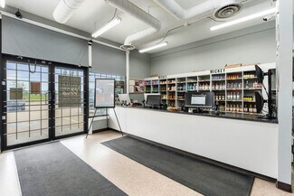 Plus de détails pour 25 Beju Ind. Dr, Sylvan Lake, AB - Local commercial à vendre