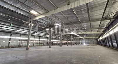 Local d’activités dans Gignac-la-Nerthe à louer Photo intérieure– Image 2 sur 7