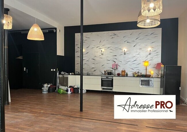 Plus de détails pour Bureau à vendre