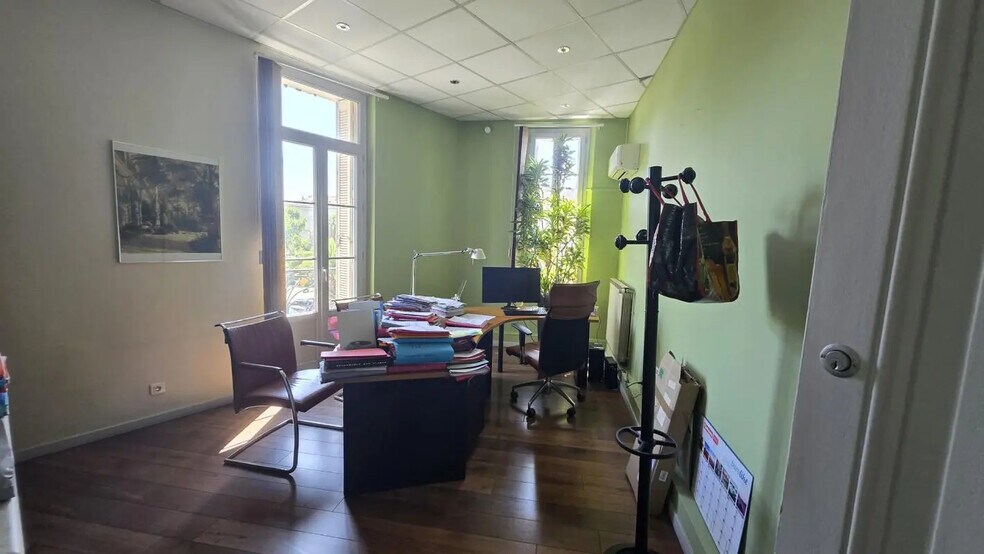 Bureau dans Toulon à louer - Photo de l’immeuble – Image 2 sur 7