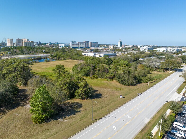 Greenbriar Pky, Orlando, FL à louer - Photo de l’immeuble – Image 2 sur 3