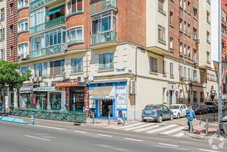Plus de détails pour Local commercial à louer