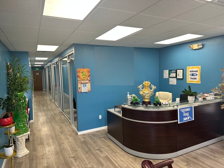 457 Wadsworth Blvd, Lakewood, CO à louer - Photo de l’immeuble – Image 3 sur 8