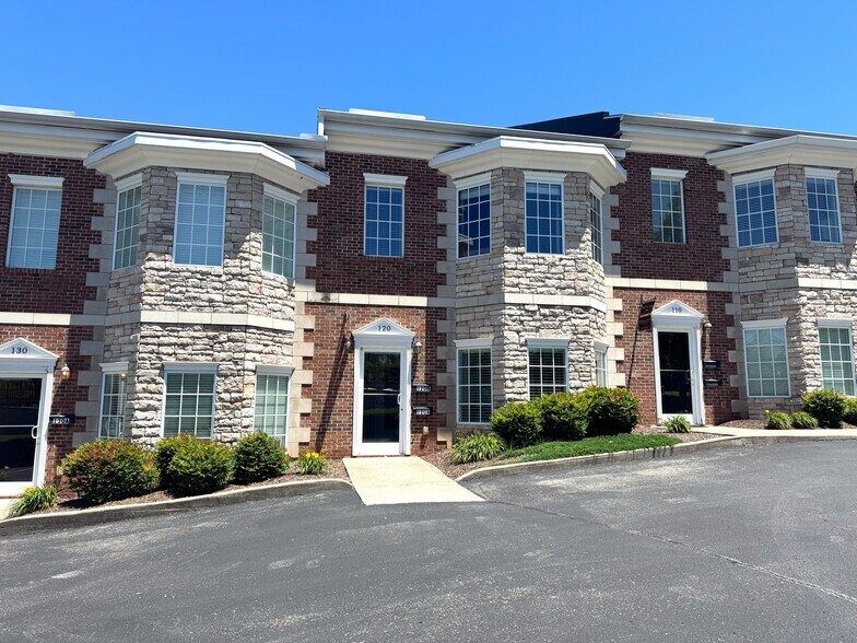 311 S Royal Oaks Blvd, Franklin, TN à vendre - Photo de l’immeuble – Image 3 sur 12