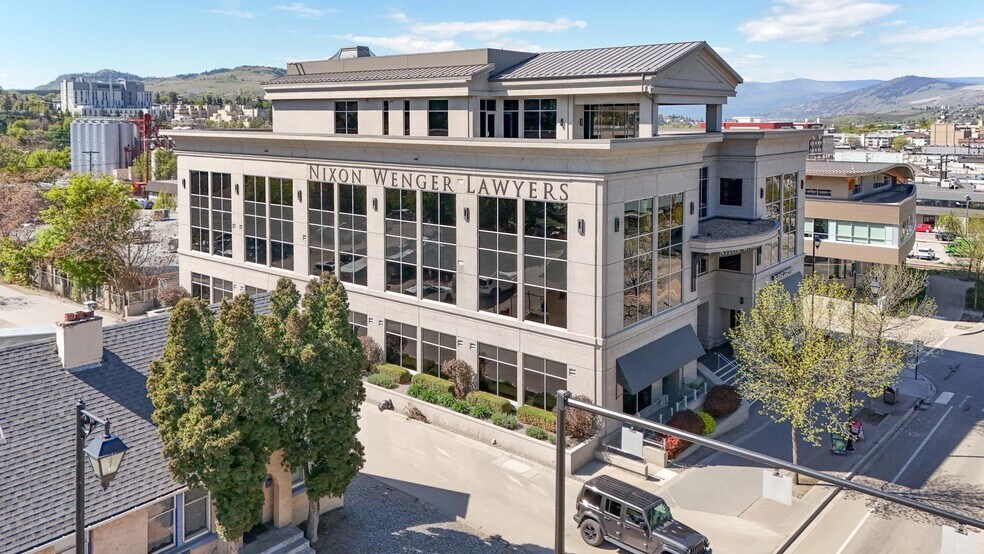 2706 30 Av, Vernon, BC à louer - Photo de l’immeuble – Image 2 sur 6