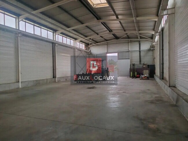 Plus de détails pour Industriel/Logistique à louer