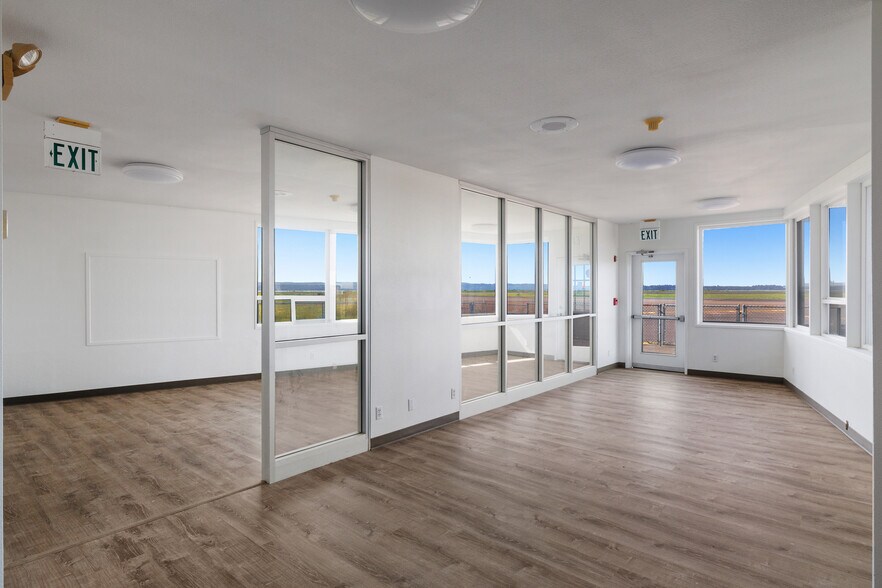 1300 Airport way, Hoquiam, WA à louer - Photo de l’immeuble – Image 3 sur 21