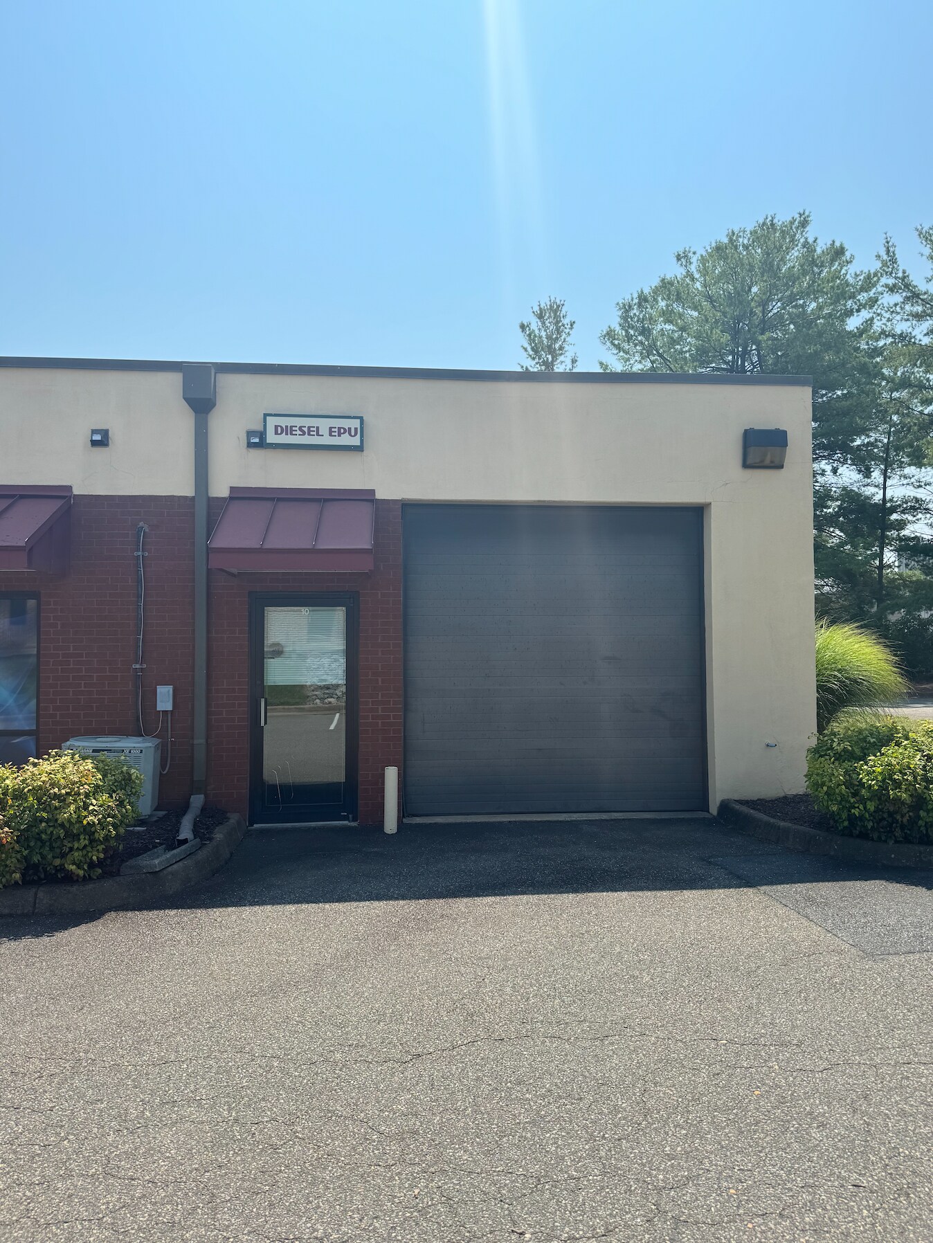 120 Falcon Dr, Fredericksburg, VA à louer Photo principale– Image 1 sur 3