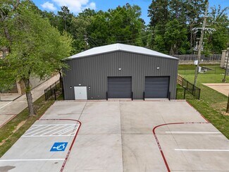 Plus de détails pour 810 Honea Egypt Rd., Magnolia, TX - Local d'activités à louer