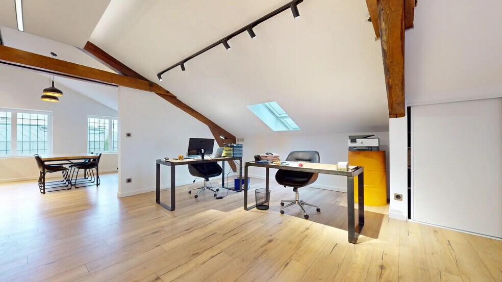 Local d'activités dans Villeurbanne à vendre - Photo de l’immeuble – Image 3 sur 12