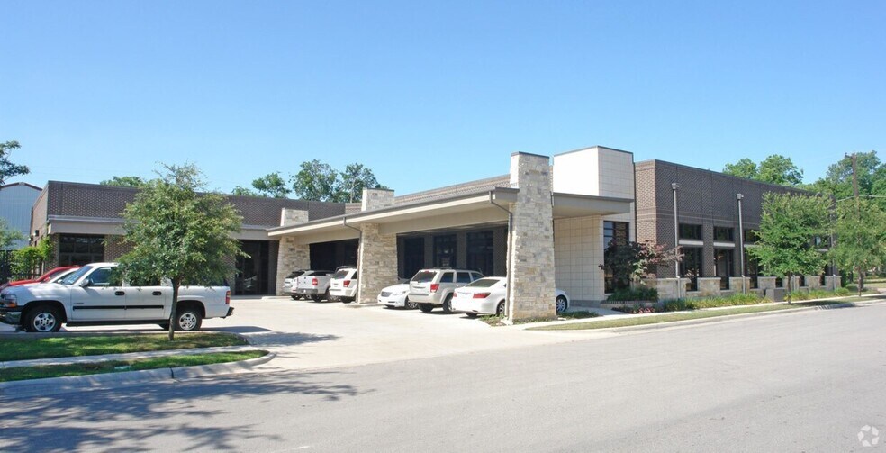 3343 Locke Ave, Fort Worth, TX à louer - Photo de l’immeuble – Image 2 sur 8