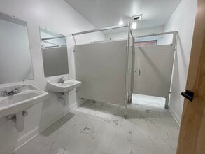 103 Bayard St, New Brunswick, NJ à louer Photo intérieure– Image 2 sur 5