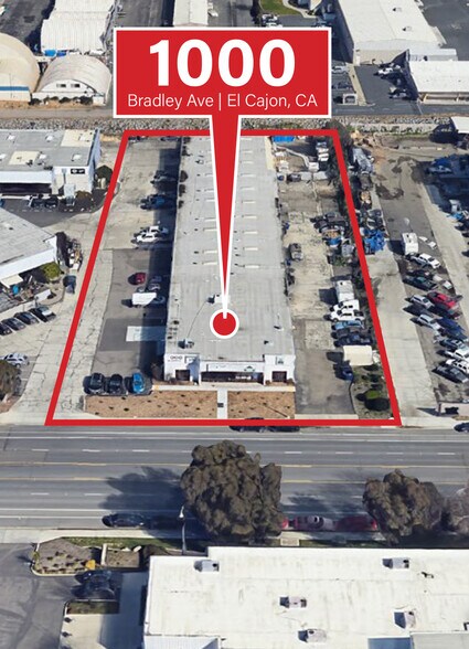 1000 W Bradley Ave, El Cajon, CA à louer - Photo de l’immeuble – Image 2 sur 4