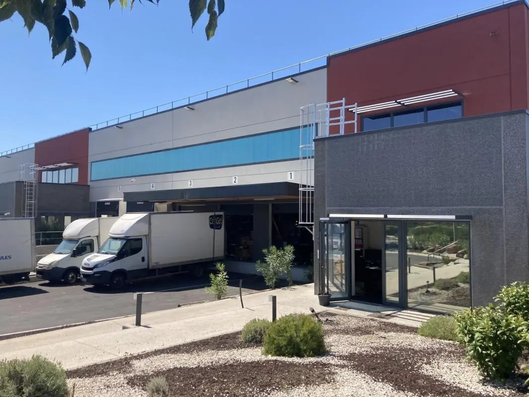 Bureau dans Les Arcs à louer Photo de l’immeuble– Image 1 sur 11