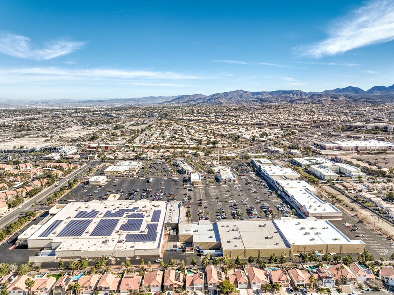 9701-9893 S Eastern Ave, Las Vegas, NV à louer - Photo de l’immeuble – Image 3 sur 8