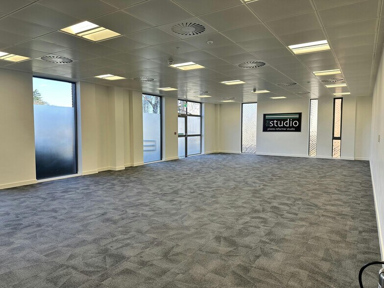 5 Switchback Office Park, Gardner Road, Maidenhead à louer - Photo de l’immeuble – Image 3 sur 5