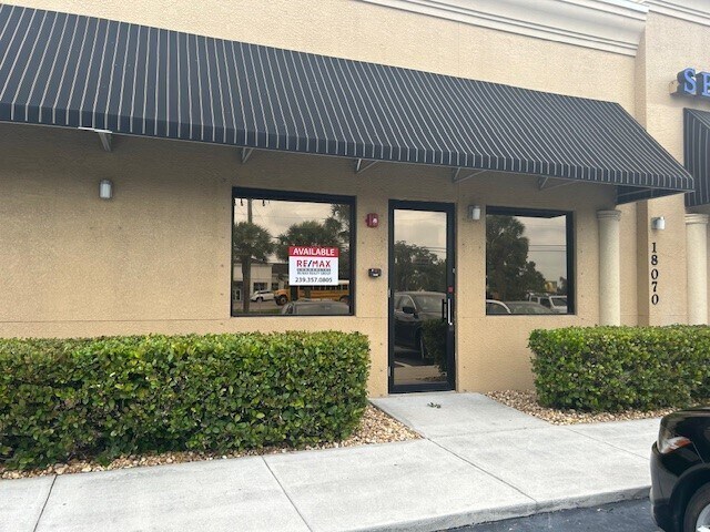 18070 S Tamiami Trl, Fort Myers, FL à louer - Photo de l’immeuble – Image 1 sur 5