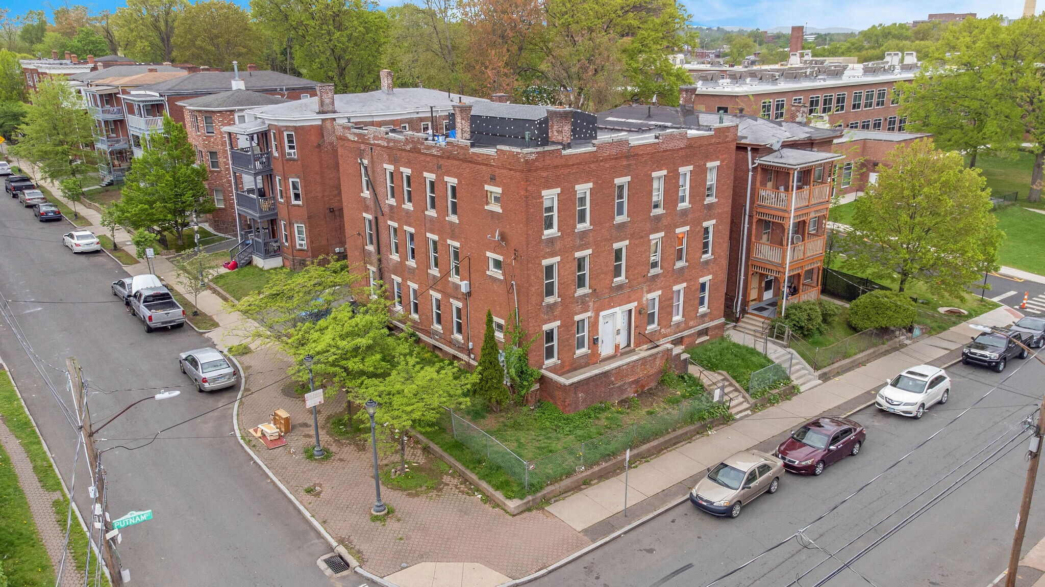143-145 Putnam St, Hartford, CT à vendre Photo principale– Image 1 sur 21