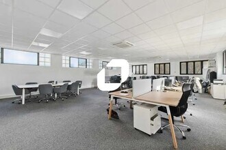 Bureau dans Saint-Cloud à louer Photo intérieure– Image 2 sur 5
