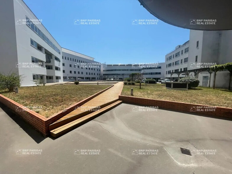 Bureau dans Nantes à vendre - Photo de l’immeuble – Image 1 sur 12