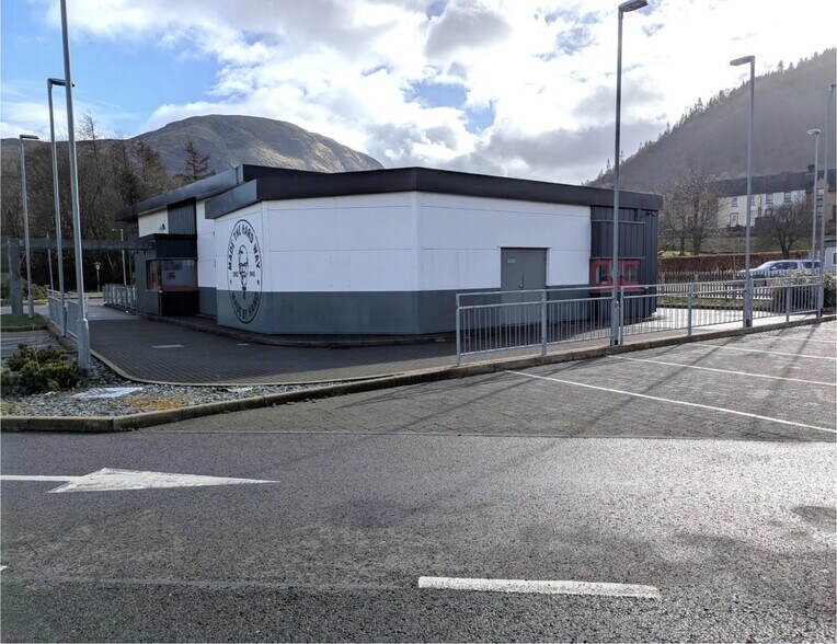 North Rd, Fort William à louer - Photo de l’immeuble – Image 2 sur 3