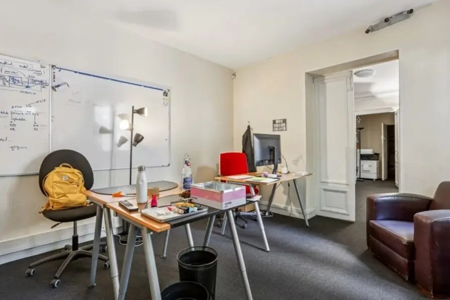 Bureau dans Paris à louer Photo de l’immeuble– Image 1 sur 1
