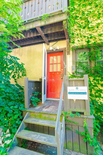 106 S Quarry St, Ithaca, NY à vendre - Photo de l’immeuble – Image 2 sur 45