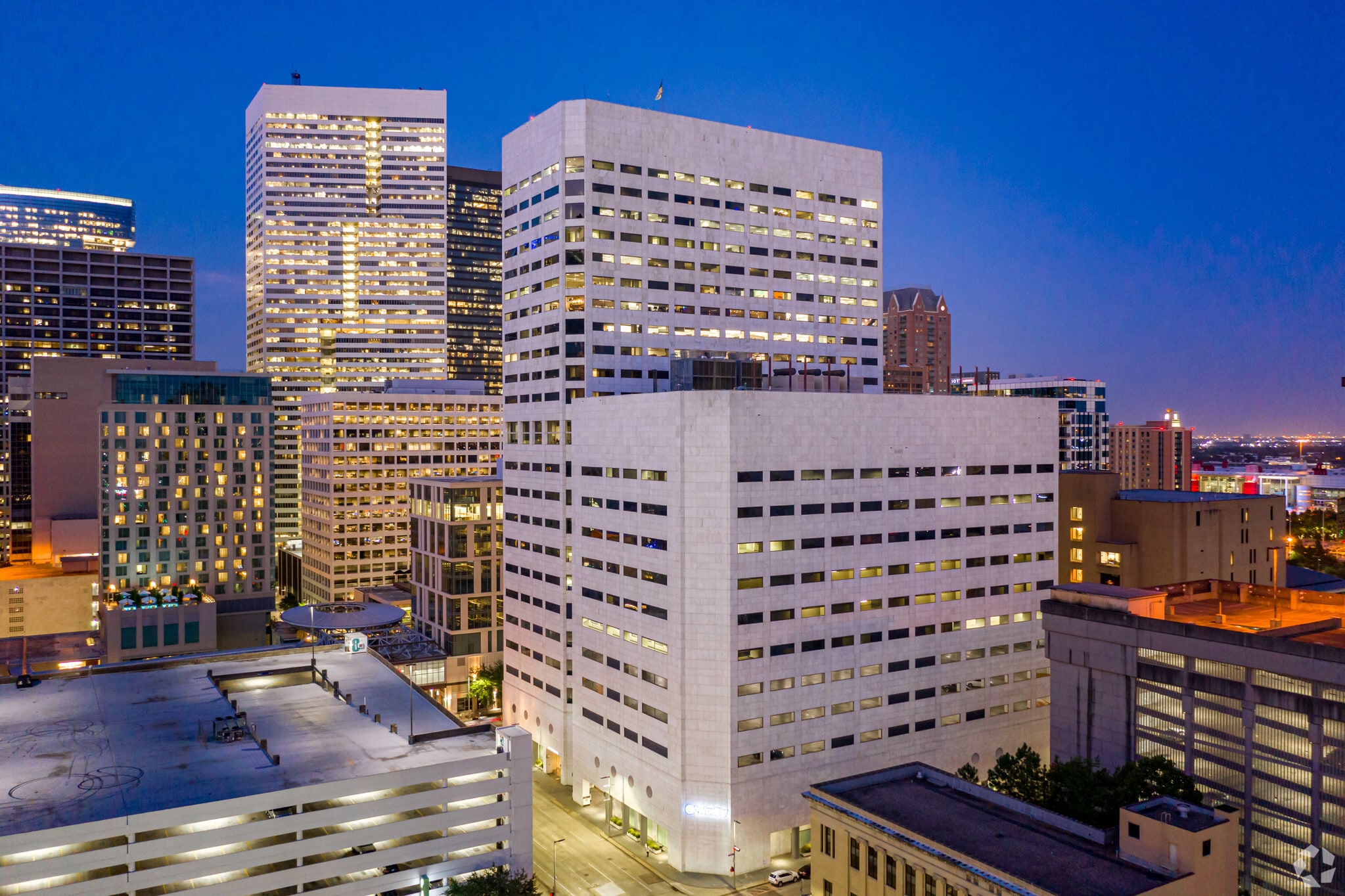 1301 Fannin St, Houston, TX à louer Photo principale– Image 1 sur 32