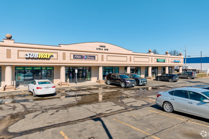 1460 Lyell Ave, Rochester, NY à louer - Photo de l’immeuble – Image 2 sur 7