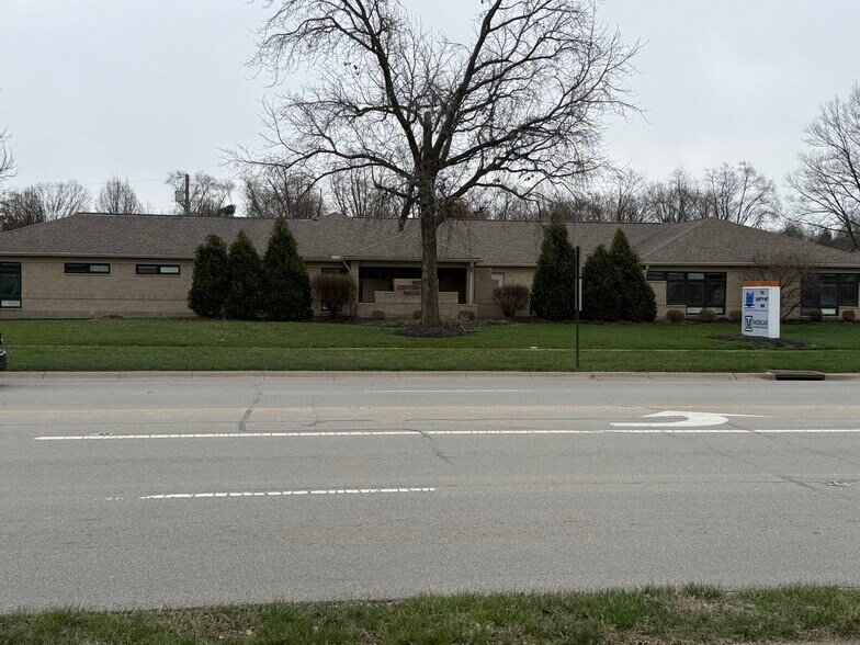 400 N Main St, Centerville, OH à louer - Photo de l’immeuble – Image 2 sur 9