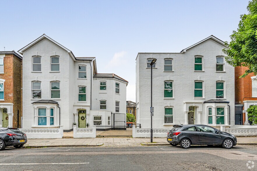 18-22 Wilberforce Road portefeuille de 3 biens à vendre sur LoopNet.fr - Photo de l’immeuble – Image 2 sur 7